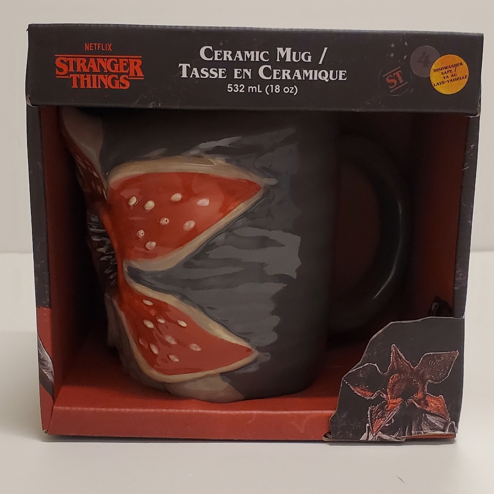 Stranger Things Demogorgon 18oz Ceramic Mug NEW Netflix